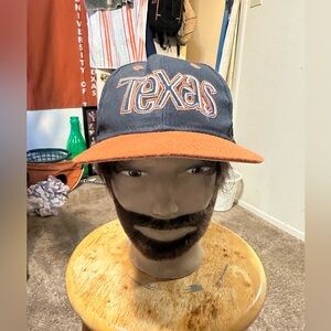 Vintage NCAA Texas Longhorns “graffiti” hat 90s size 7 1/4